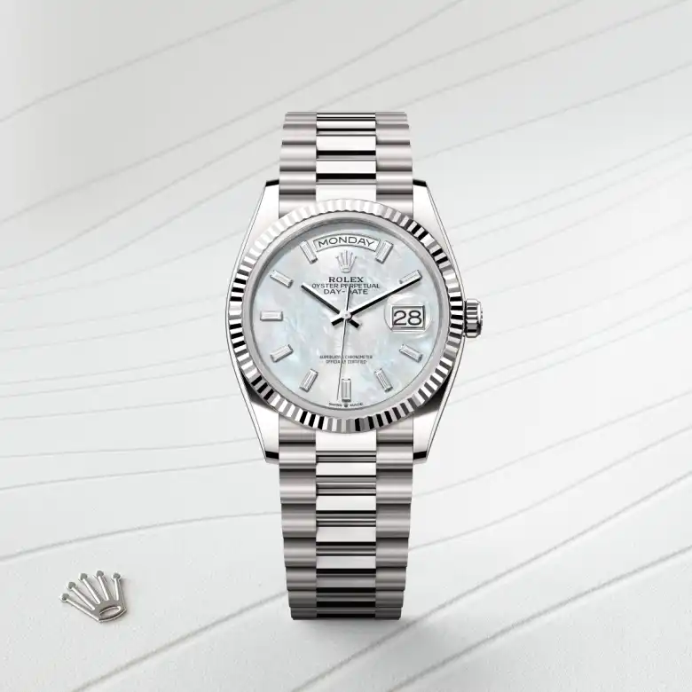 Rolex Day-Date in 18 kt white gold, M128239-0065 - Build
