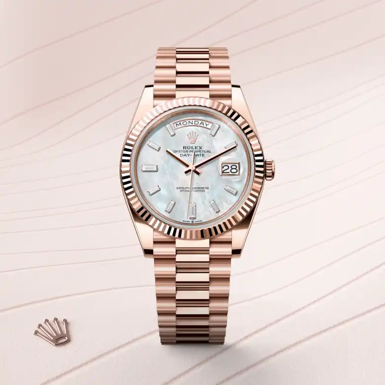 Rolex Day-Date in 18 kt Everose gold, M228235-0056 - Build