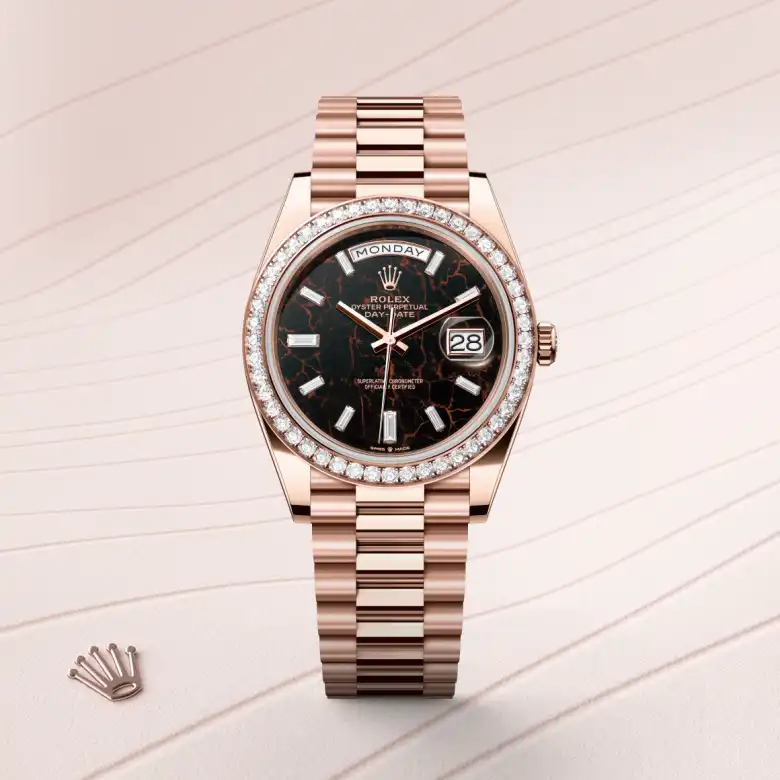 Rolex Day-Date in 18 kt Everose gold, M228345RBR-0016 - Build