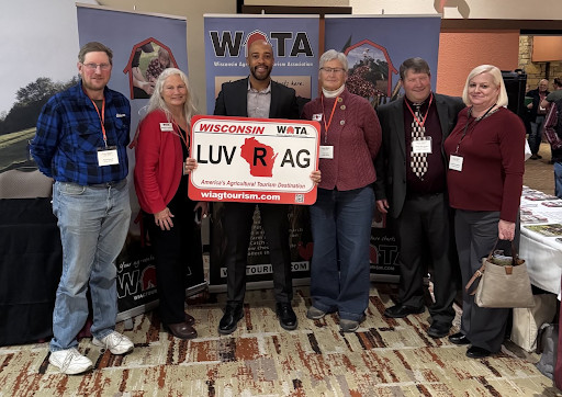 Mandela at Wisconsin Farmers Union that says 'LUV R AG'