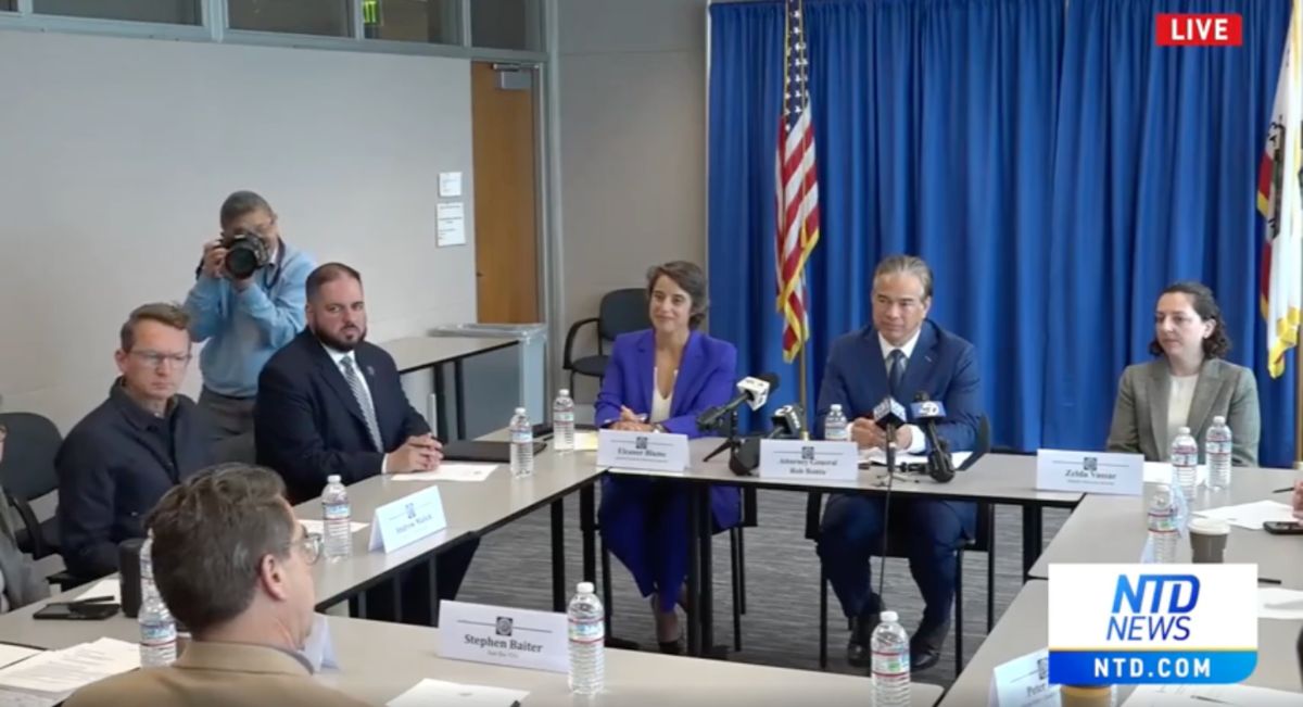 Photo of Rob and business leaders at the roundtable event