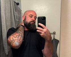 Kind, intelligent, attractive and generous 38m in San Diego Seeks2Suckle