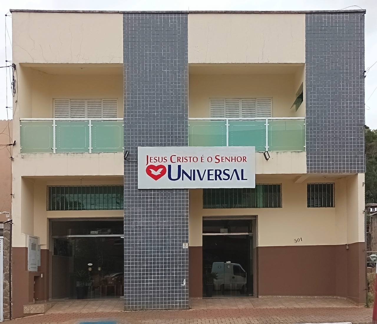 Igreja Universal CAJATI - Av. Dos Trabalhadores, 301 - Centro De Cajati, Cajati - São Paulo  - 11950000 - Brasil, 301 - Centro De Cajati Cajati - São Paulo - Brasil