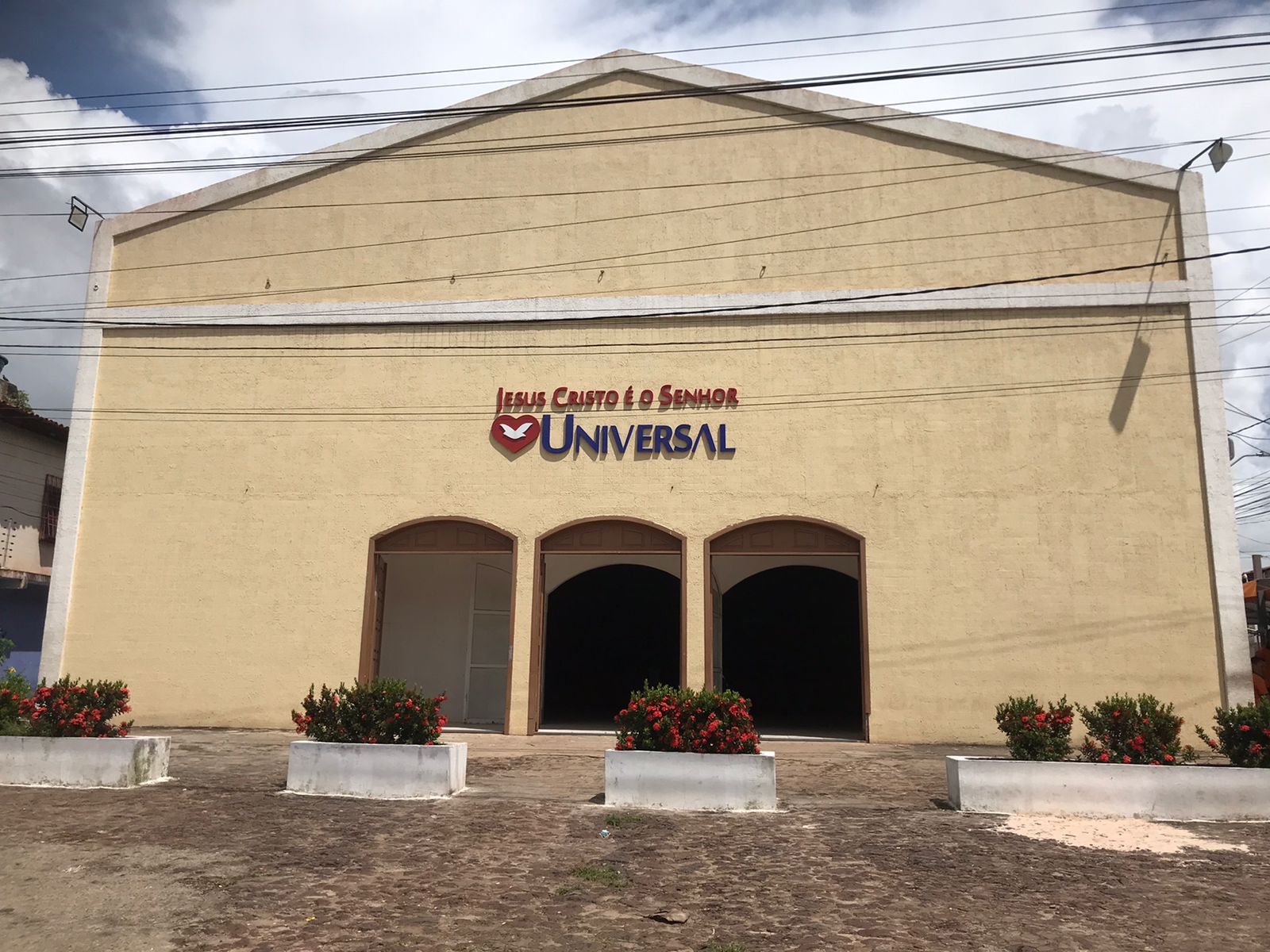 Igreja Universal VILA EMBRATEL - Avenida Dos Portugueses, 200 - VILA EMBRATEL , São Luís - Maranhão  - 65081401 - Brasil, 200 - VILA EMBRATEL  São Luís - Maranhão - Brasil