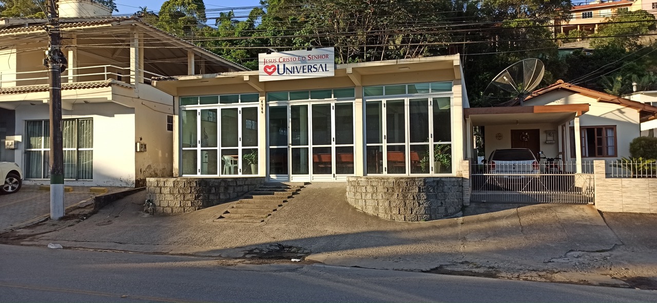Igreja Universal SANTO AMARO - Rua Santana , 4786 - Centro , Santo Amaro da Imperatriz - Santa Catarina  - 88140000 - Brasil, 4786 - Centro  Santo Amaro da Imperatriz - Santa Catarina - Brasil