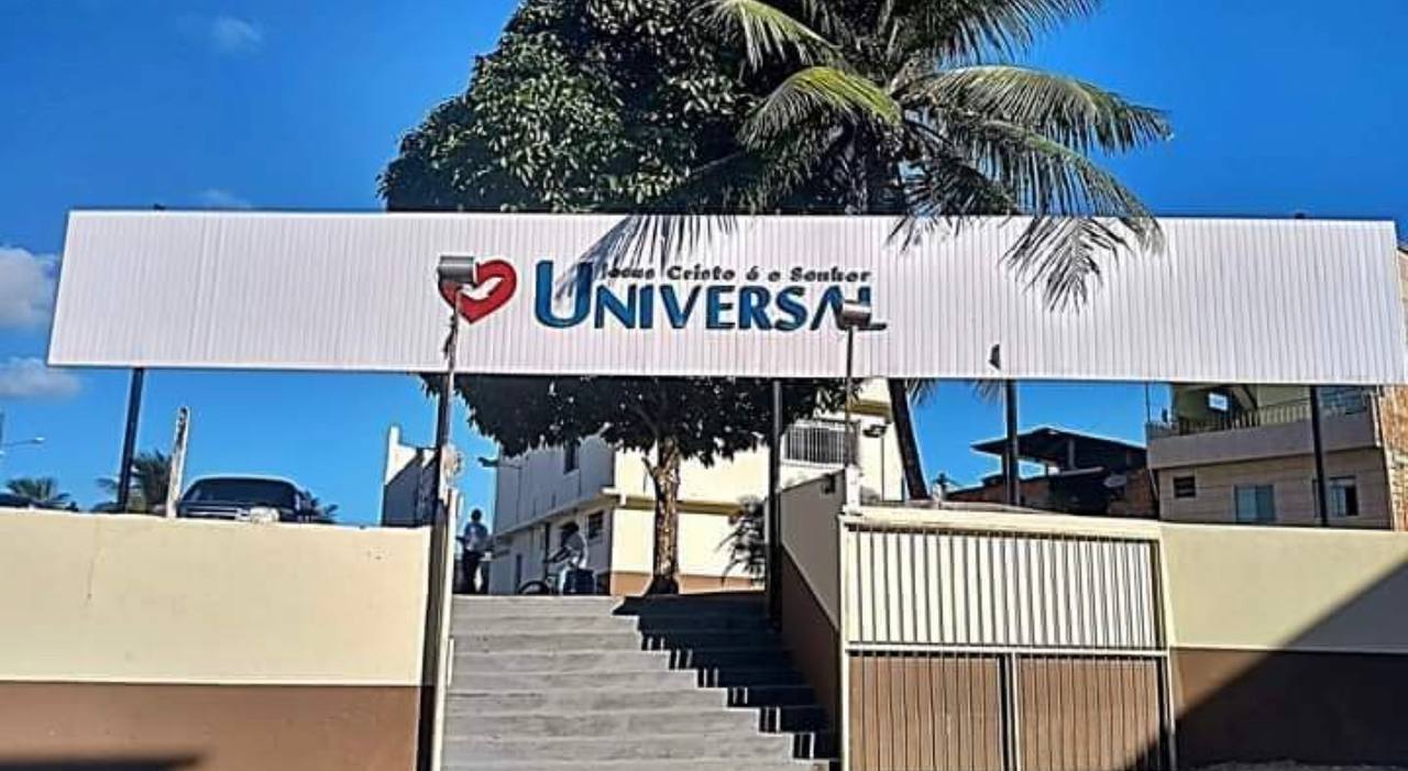 Igreja Universal MIRANTE DE PERIPERI - Rua do Curió, 611 - Periperi, Salvador - Bahia  - 40720272 - Brasil, 611 - Periperi Salvador - Bahia - Brasil