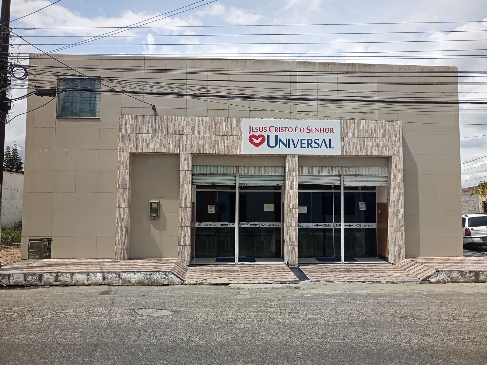 Igreja Universal AREIA BRANCA - Rua Senador Walter Franco, 33 - Centro, Areia Branca - Sergipe  - 49580000 - Brasil