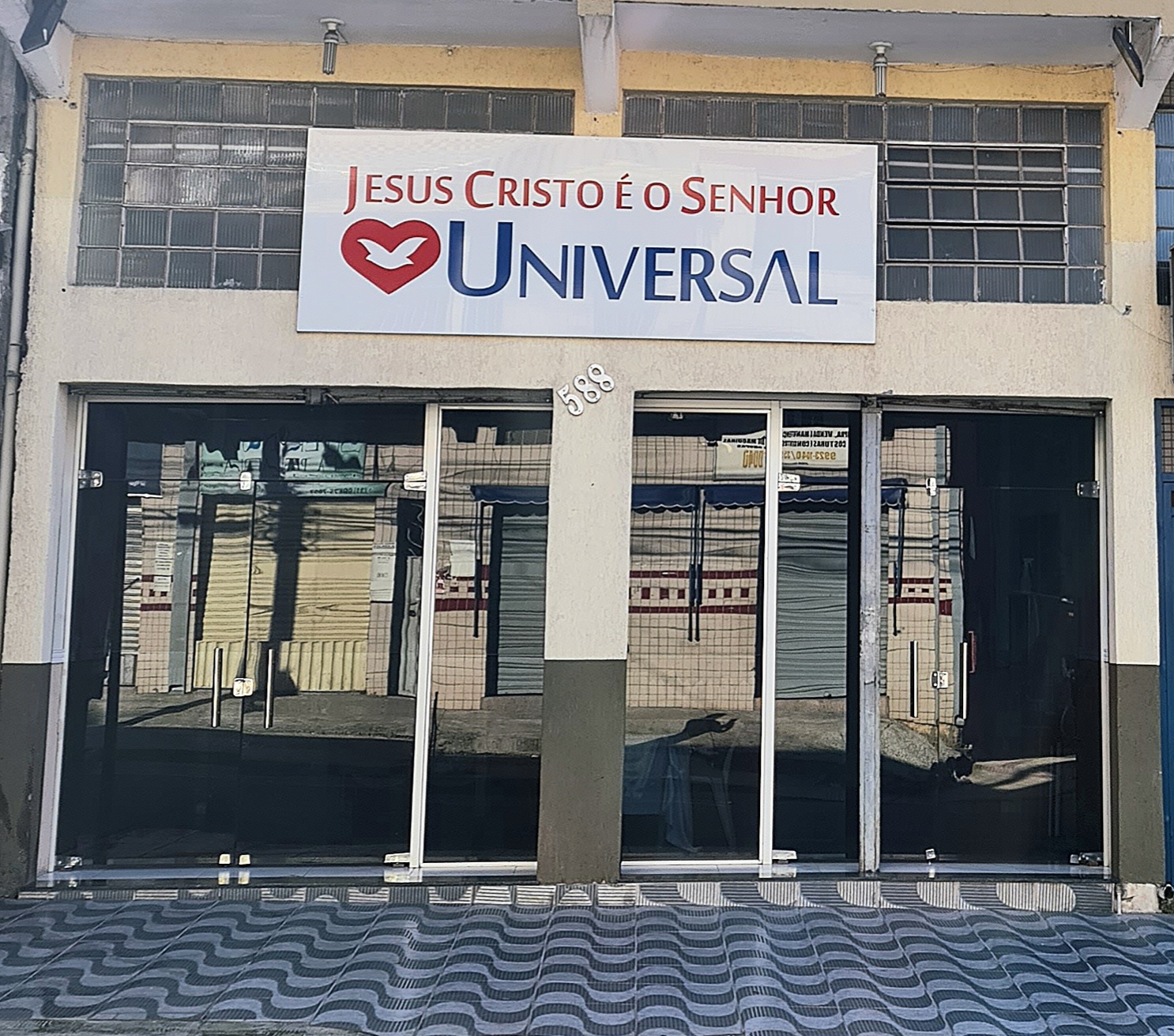 Igreja Universal NOVA CAPELINHA - Avenida Nova York, 588 - Capelinha, Betim - Minas Gerais  - 32678325 - Brasil