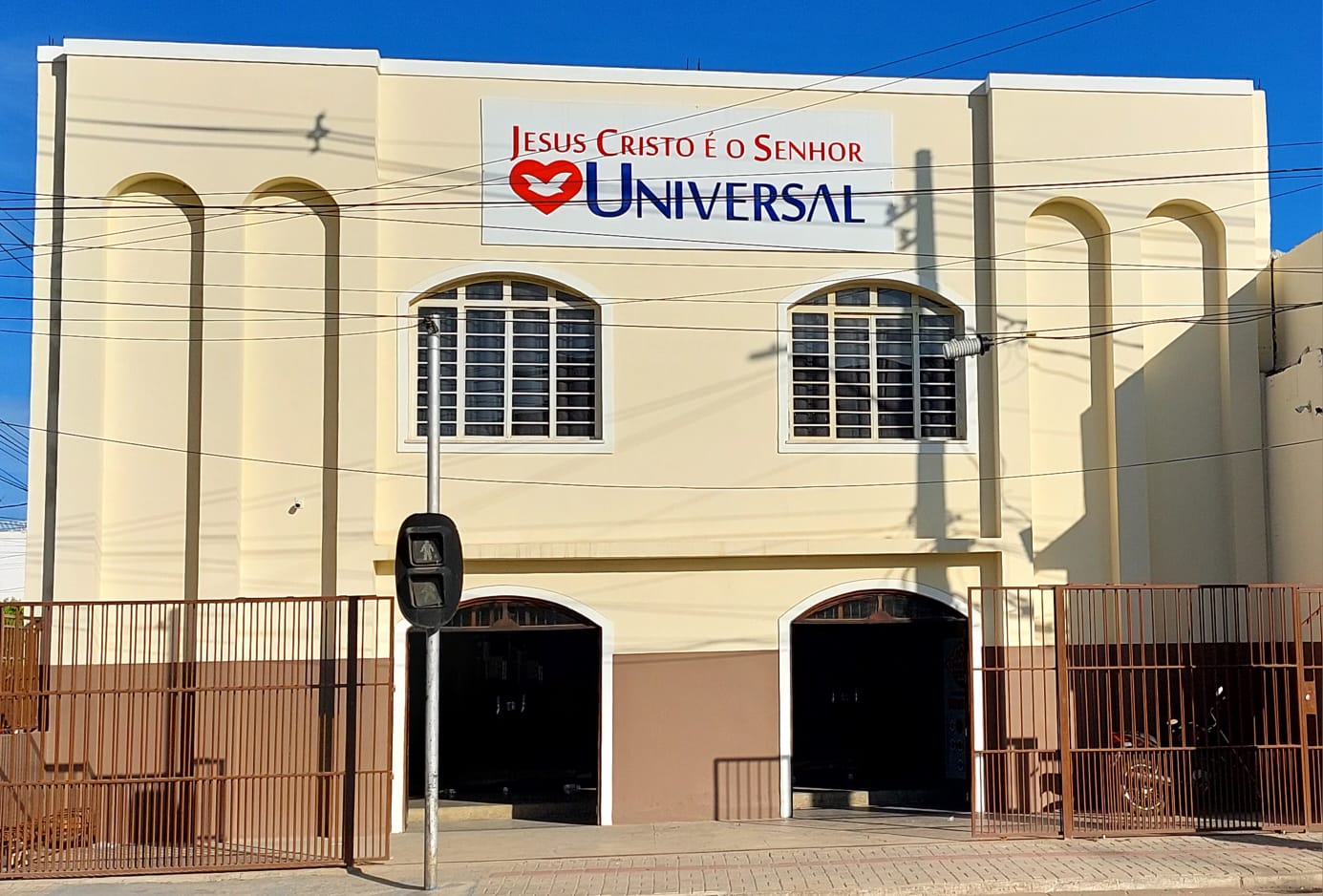 Igreja Universal JUAZEIRO - Av Adolfo Viana, 703 - Centro, Juazeiro - Bahia  - 48905000 - Brasil, 703 - Centro Juazeiro - Bahia - Brasil