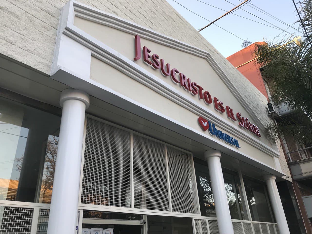 Igreja Universal HURLINGHAM - Arturo Jauretche, 1505 - Hurlingham, Hurlingham - Buenos Aires  - B1686FDG - Argentina, 1505 - Hurlingham Hurlingham - Buenos Aires - Argentina