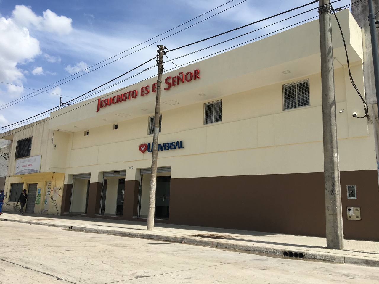 Igreja Universal MORENO - Av. Bartolomé Mitre, 3170 - Moreno, Moreno - Buenos Aires  - B1744HCP - Argentina, 3170 - Moreno Moreno - Buenos Aires - Argentina