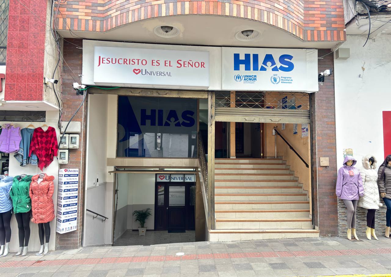 Igreja Universal TULCAN - Avenida Sucre Y Chimborazo Diagonal A la Cooperativa de Ahorros Tulcán , 040103 - Sector Calle Sucre , Tulcán - Carchi  - 040103 - Equador, 040103 - Sector Calle Sucre  Tulcán - Carchi - Equador