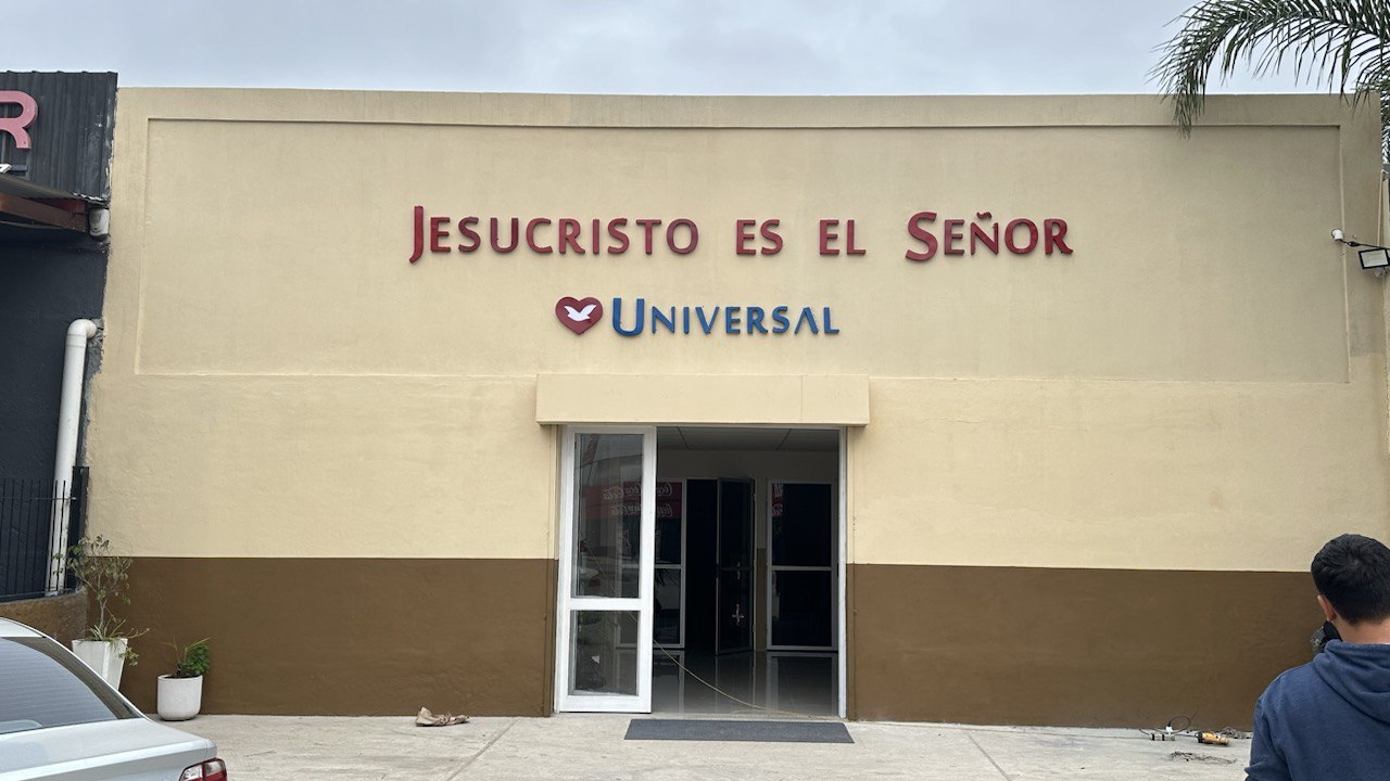 Igreja Universal PASO CARRASCO - Camino Carrasco, 7175 - Paso carrasco, Canelones - Departamento de Canelones  - 15000 - Uruguai, 7175 - Paso carrasco Canelones - Departamento de Canelones - Uruguai