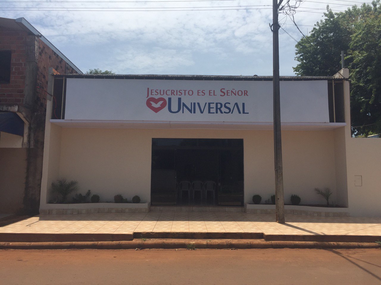 Igreja Universal MINGAGUAZU - Calle Bernardino Caballero, 910 - Minga Guazú, Minga Guazu - Alto Paraná  - 7420 - Paraguai, 910 - Minga Guazú Minga Guazu - Alto Paraná - Paraguai