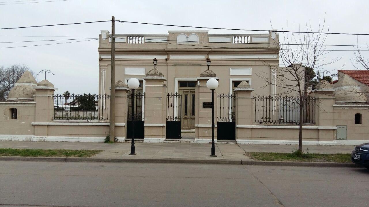 Igreja Universal General Villegas (Anexo) - Alberti, 664 - General Villegas, General Villegas - Buenos Aires Province  - B6230ACL - Argentina, 664 - General Villegas General Villegas - Buenos Aires Province - Argentina