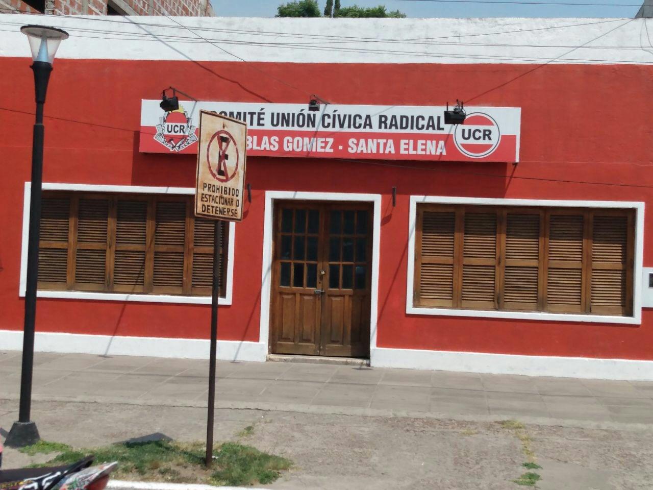 Igreja Universal Santa Elena (anexo) - Supremo Entrerriano, 580 - Santa Elena, Santa Elena  - Entre Ríos  - E319DTL - Argentina, 580 - Santa Elena Santa Elena  - Entre Ríos - Argentina