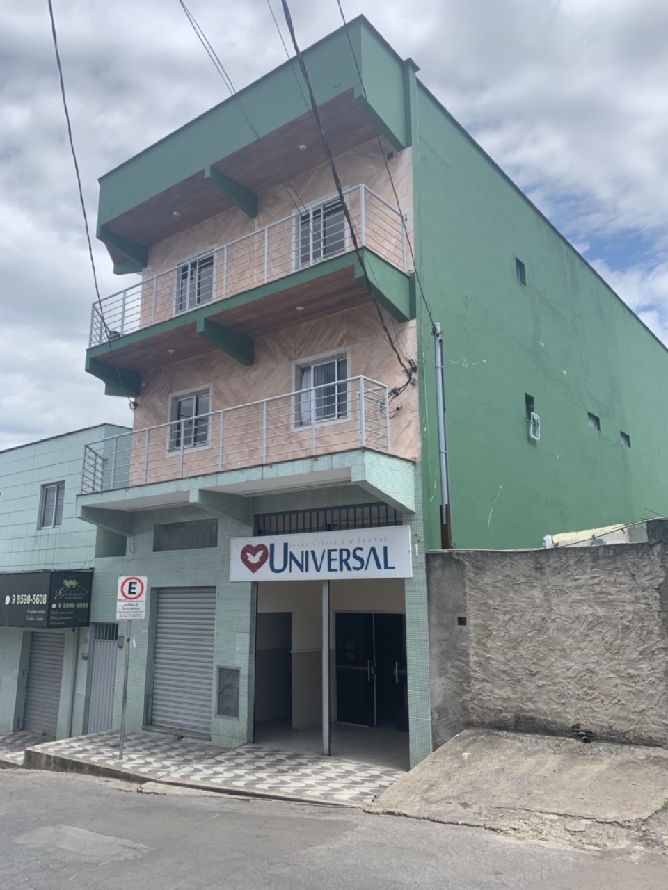 Igreja Universal MARIA HELENA - Rua Braúnas, 74 - Tony (Justinópolis), Ribeirão Das Neves - Minas Gerais  - 33930480 - Brasil, 74 - Tony (Justinópolis) Ribeirão Das Neves - Minas Gerais - Brasil