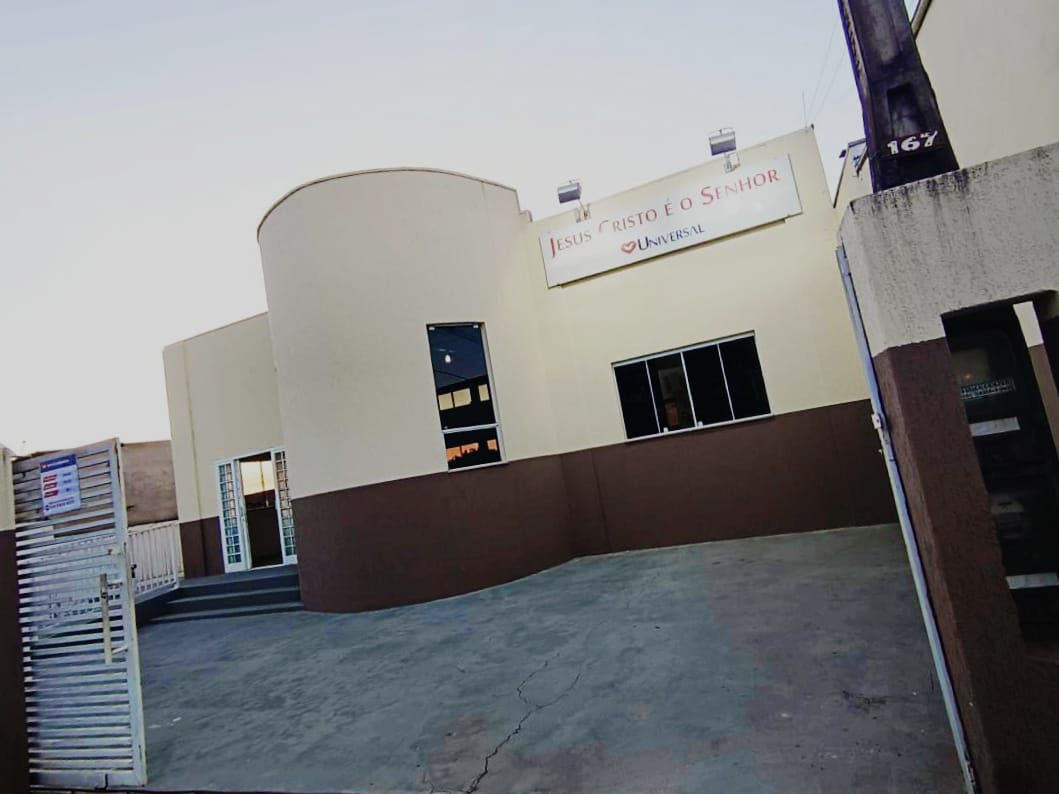 Igreja Universal FLORIANOPOLIS - Avenida Francisco Sales Pires, 167 - Parque Florianópolis, Jaguariúna - São Paulo  - 13910-272 - Brasil