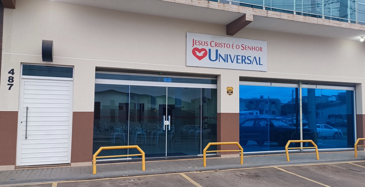 Igreja Universal ITAPERUCU - Av. Crispim Furquim Siqueira, 487 - Centro, Itaperuçu - Paraná  - 83560-000 - Brasil, 487 - Centro Itaperuçu - Paraná - Brasil