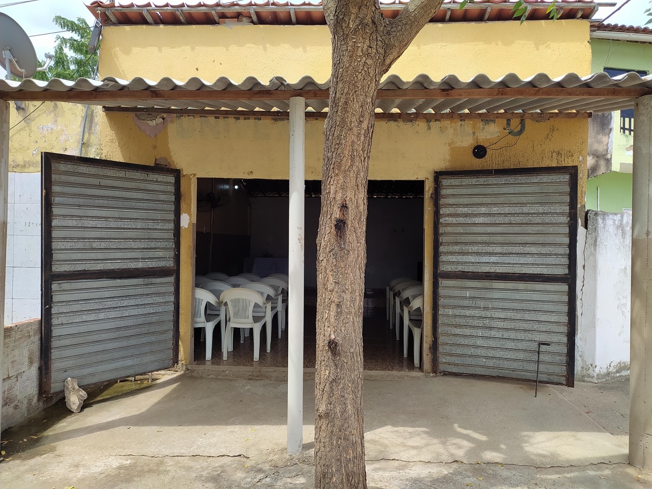 Igreja Universal CACIMBAS - Rua Manoel Paulo da Silva, S/N - Distrito Cacimbas, Carire - Ceará  - 62184-000 - Brasil