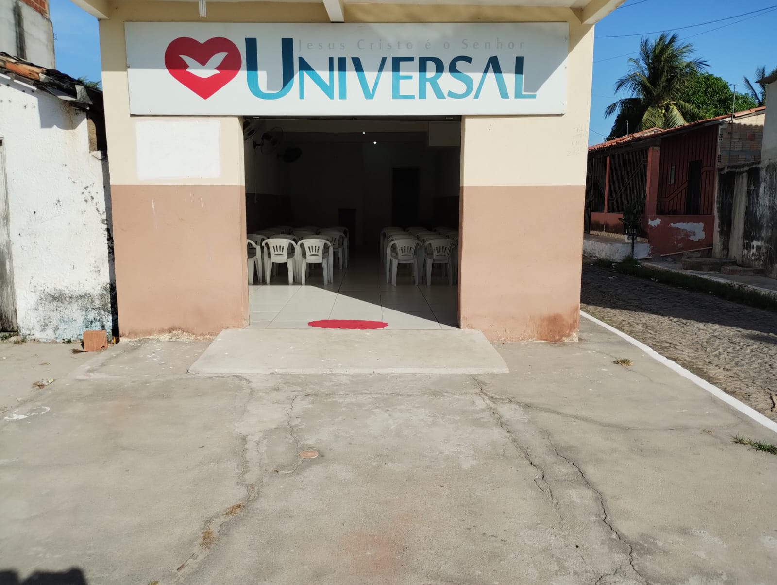 Igreja Universal CHAVAL - Travessa Domício Fernandes Pereira, 123 - Centro, Chaval - Ceará  - 62420-000 - Brasil, 123 - Centro Chaval - Ceará - Brasil