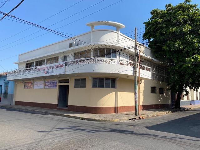 Igreja Universal SANTA ANA - 9 calle Poniente y 6 avenida  sur , 10 - centro, Santa Ana - Santa Ana  - El Salvador, 10 - centro Santa Ana - Santa Ana - El Salvador