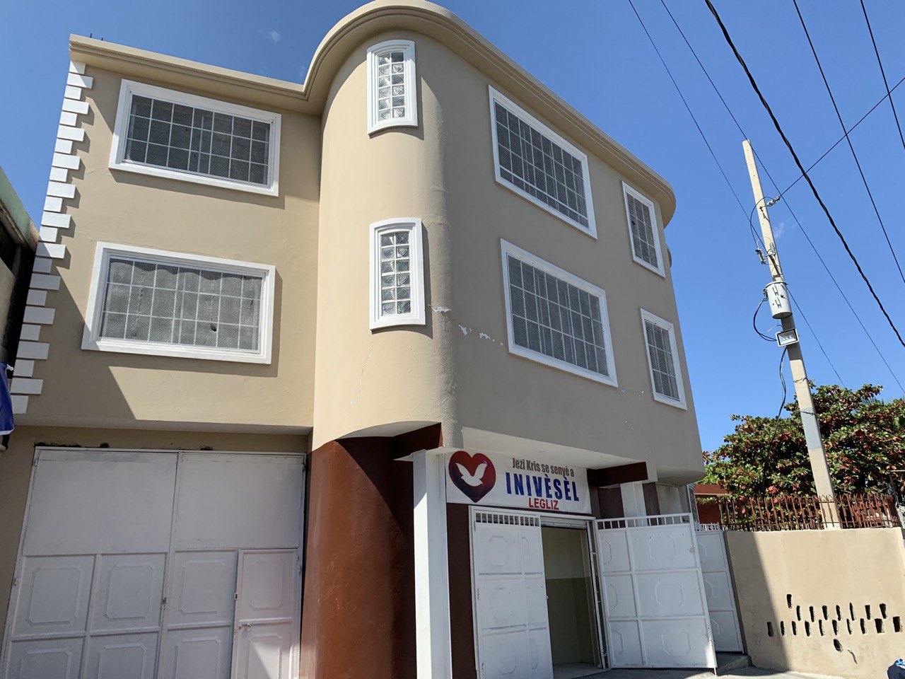 Igreja Universal EGLISE UNIVERSELLE DU ROYAUME DE DIEU - DELMAS 58  PORT AU PRINCE HAITI, 454 - DELMAS, -  - Porto Principe  - HT6120 - Haiti, 454 - DELMAS -  - Porto Principe - Haiti