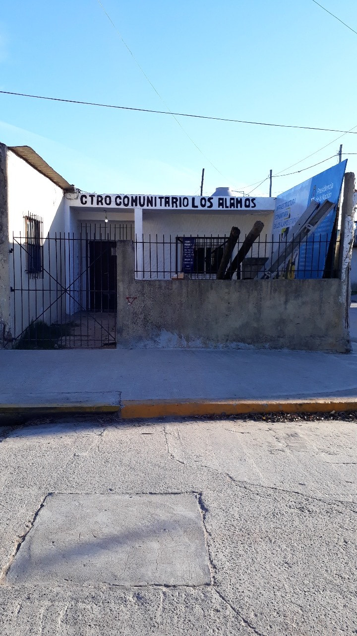 Igreja Universal Ezpeleta (anexo) - Bahía Blanca y Namuncurá, - - Ezpeleta, Ezpeleta - Buenos Aires  - B1882FLK - Argentina, - - Ezpeleta Ezpeleta - Buenos Aires - Argentina