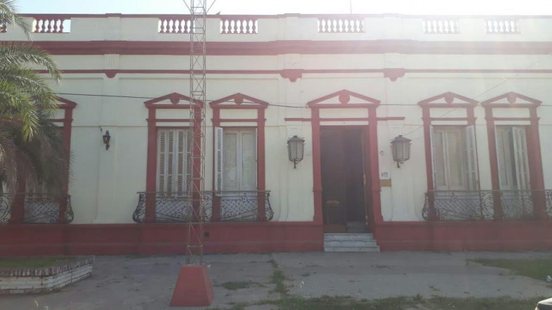 Igreja Universal Monte Caseros (anexo) - España, 175 - Monte Caseros, Monte Caseros - Corrientes  - W3220BSC - Argentina, 175 - Monte Caseros Monte Caseros - Corrientes - Argentina