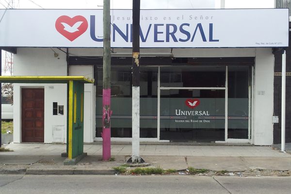 Igreja Universal QUILMES OESTE CENTRO - Av. 12 De Octubre, 1944 - Quilmes Oeste, Quilmes Oeste - Buenos Aires  - B1879AAB - Argentina, 1944 - Quilmes Oeste Quilmes Oeste - Buenos Aires - Argentina