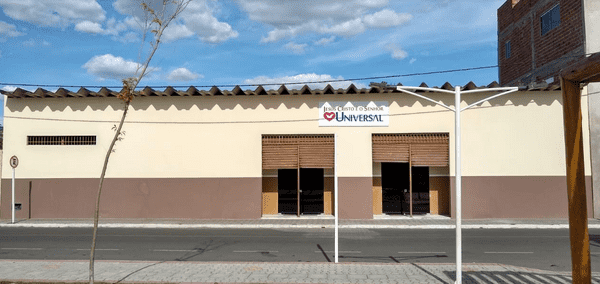 Igreja Universal SANTA LUZ - Av. Manoel Novaes, 121 - Centro, Santa Luz - Bahia  - 48880000 - Brasil, 121 - Centro Santa Luz - Bahia - Brasil