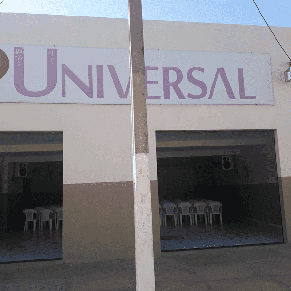 Igreja Universal LUIS CORREIA - Av. Joaquim Pires , 645 - Centro , Luís Correia - Piauí  - 64220000 - Brasil