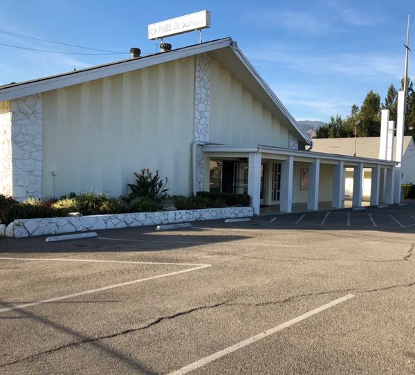 Igreja Universal AZUSA - E First St, 445 - Azusa, Azusa - California  - 91702 - Estados Unidos, 445 - Azusa Azusa - California - Estados Unidos