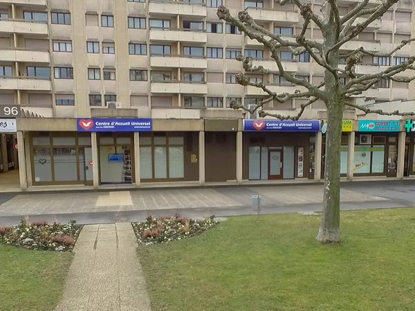 Igreja Universal GENEVE - Rue de Genève, 96 - Thonêx, Genève - Genève  - 1226 - Suíça, 96 - Thonêx Genève - Genève - Suíça