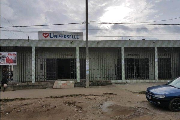 Igreja Universal YANGO - Carrefour fin goudron - Niango-Academie, Abidjan - Abijan  - 2201 - Costa do Marfim, 0 - Niango-Academie Abidjan - Abijan - Costa do Marfim