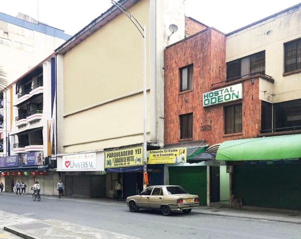 Igreja Universal MEDELLIN CENTRO - Calle 54 Caracas, 49 - 50 - Centro, Medellín - Antioquia  - Colômbia