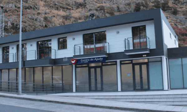 Igreja Universal RIBEIRA BRAVA - Edificio Dom Pedro 104, Letra A - Ribeira Brava, Ribeira Brava - Madeira  - 9350-203 - Portugal, Letra A - Ribeira Brava Ribeira Brava - Madeira - Portugal