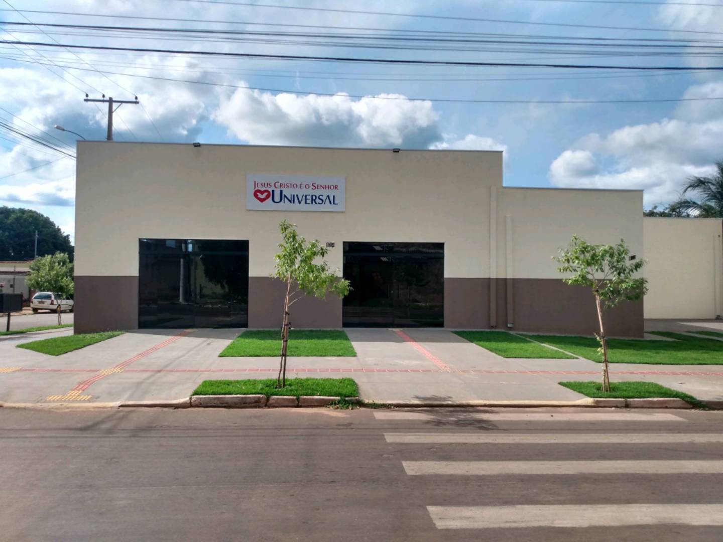 Igreja Universal SAO JOSE - Avenida José Agostinho Neto, 624 - Jardim Serra Dourada I, Rondonópolis - Mato Grosso  - 78715526 - Brasil