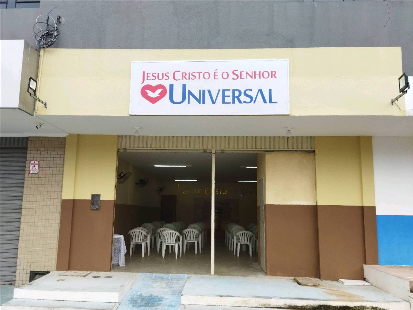 Igreja Universal PALMEIRAIS - Rua Dos Três Poderes  - Centro , Palmeirais - Piauí  - 64420000 - Brasil, 0 - Centro  Palmeirais - Piauí - Brasil