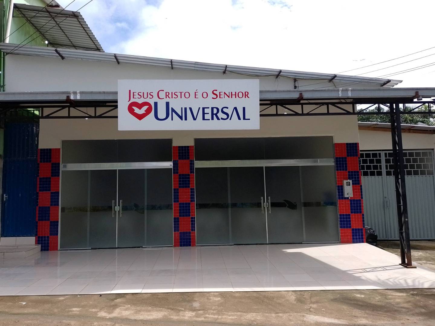 Igreja Universal ITAPIRANGA - R. Ernestina Da Mata - Gilberto Mestrinho , Itacoatiara - Amazonas  - 69120-000 - Brasil, 0 - Gilberto Mestrinho  Itacoatiara - Amazonas - Brasil