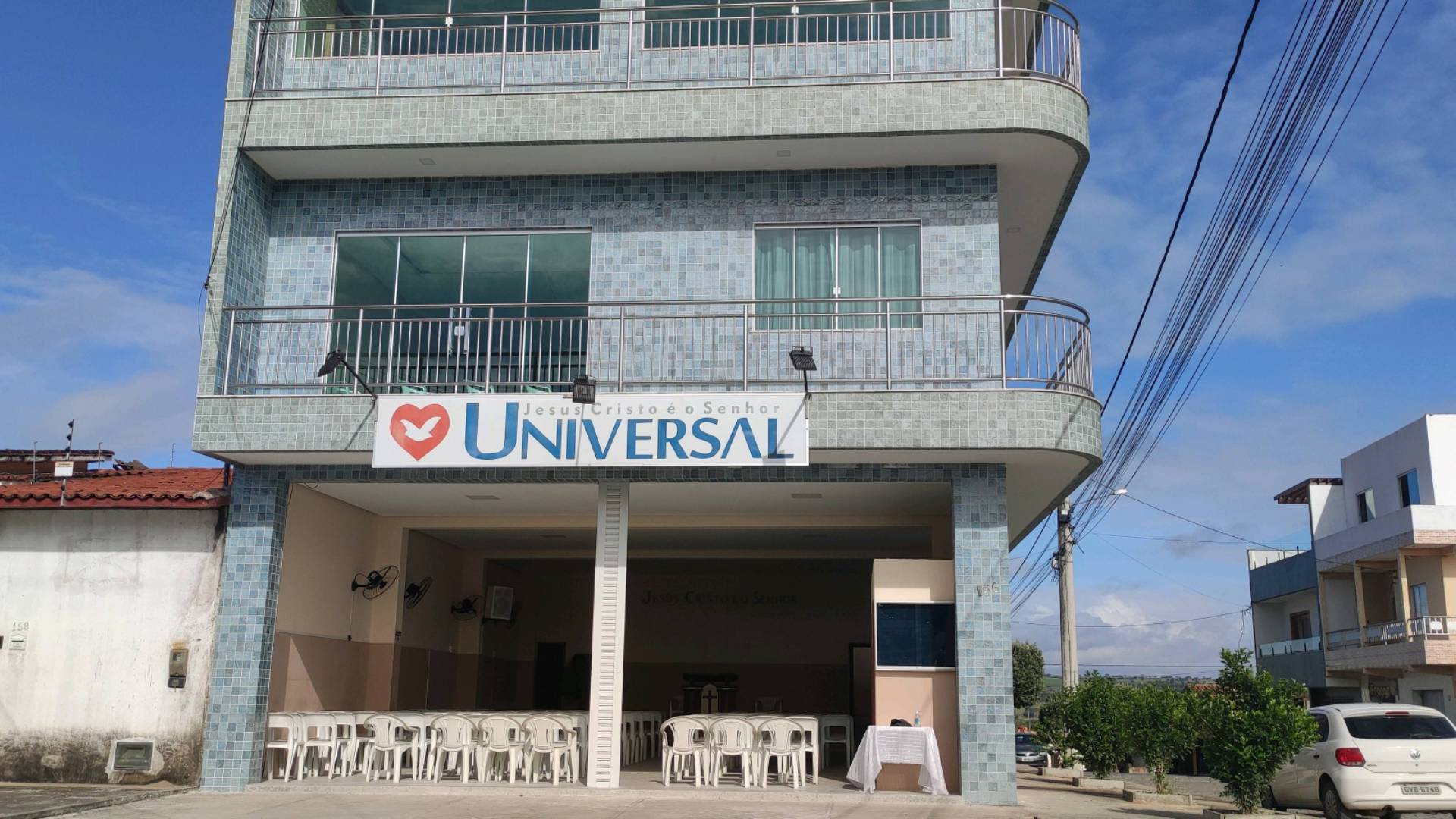 igreja-universal-ribeira-do-pombal-avenida-pedro-ribeiro-freire-156