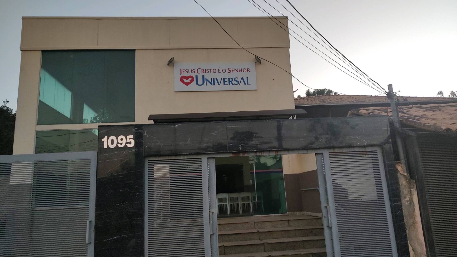 Igreja Universal FRIMISA - Avenida Doutor Ângelo Teixeira da Costa, 1095 - Frimisa, Santa Luzia - Minas Gerais  - 33045170 - Brasil, 1095 - Frimisa Santa Luzia - Minas Gerais - Brasil