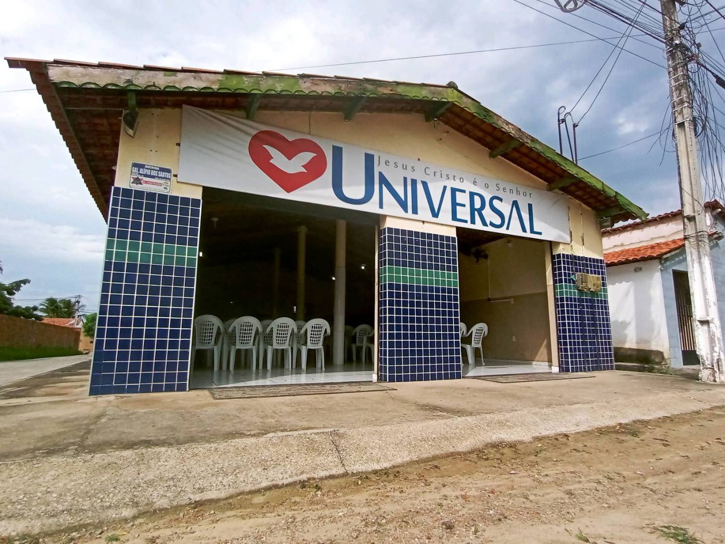 Igreja Universal AMONTADA - Avenida General Alípio dos Santos, 1051 - Centro, Amontada - Ceará  - 62540000 - Brasil