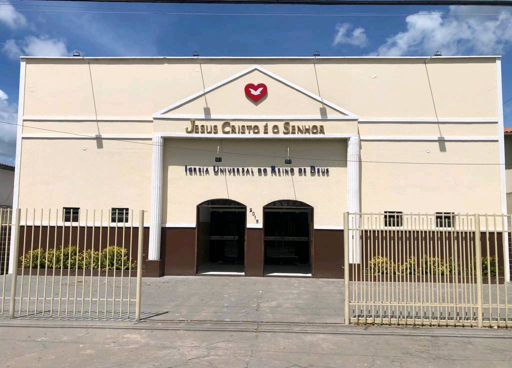 Igreja Universal LIMOEIRO DO NORTE - Av. Dom Aureliano Matos, 2015 - Centro, Limoeiro do Norte - Ceará  - 62930000 - Brasil, 2015 - Centro Limoeiro do Norte - Ceará - Brasil