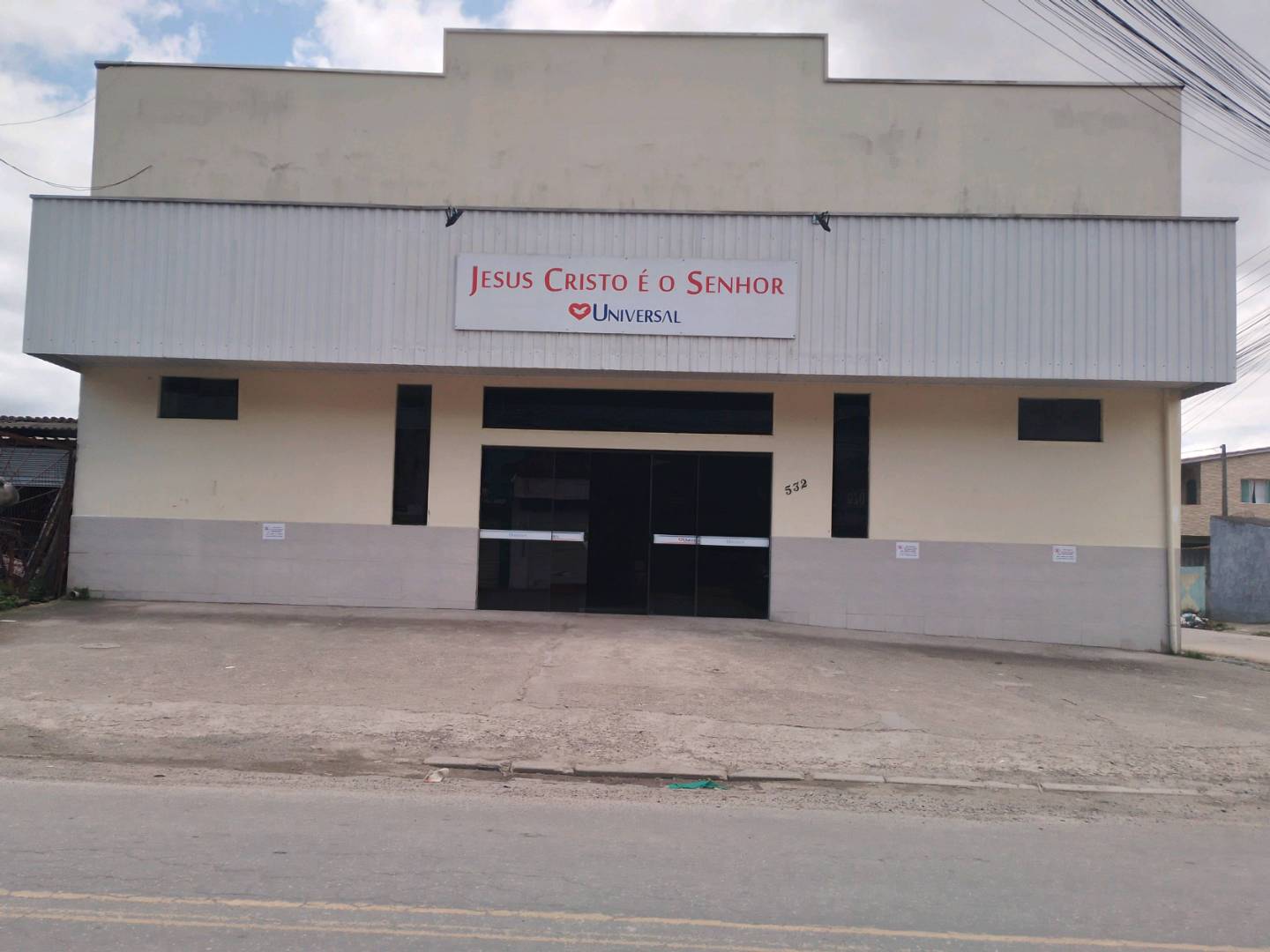 Igreja Universal PEREQUE MIRIM - Avenida Orlando Alves de Souza, 532 - Perequê Mirim, Caraguatatuba - São Paulo  - 11668300 - Brasil