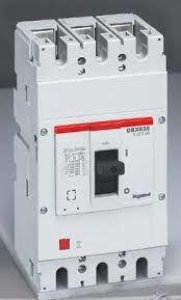 LEGRAND DRX 100N 4 KUTUPLU 20KA 100A SABİT TİP KOMPAKT ŞALTER