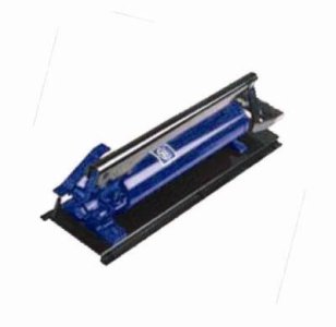 ŞAFAK ELEKTRİK İKİ KADEMELİ HİDROLİK AYAK POMPASI, 700 BAR, 1,4 LT. YAĞ KAPASİTESİ, 1,8 MT. HİDROLİK HORTUM