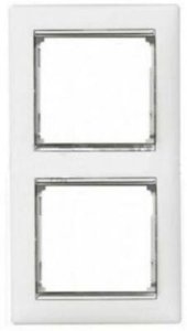LEGRAND VALENA BEYAZ/GÜMÜŞ BANTLI DİKEY İKİLİ ÇERÇEVE