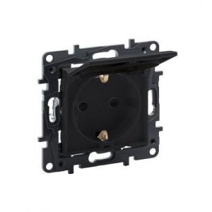 LEGRAND 768318 RAVENTİ FÜME KAPAKLI TOPRAKLI PRİZ