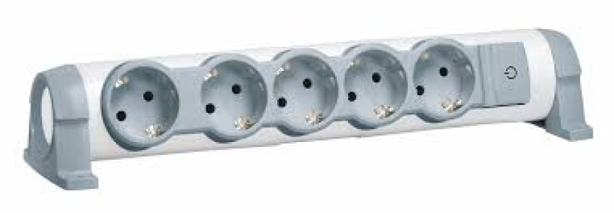 LEGRAND GRUP PRİZ ANAHTARLI BEŞLİ 2P+T KUTUPLU